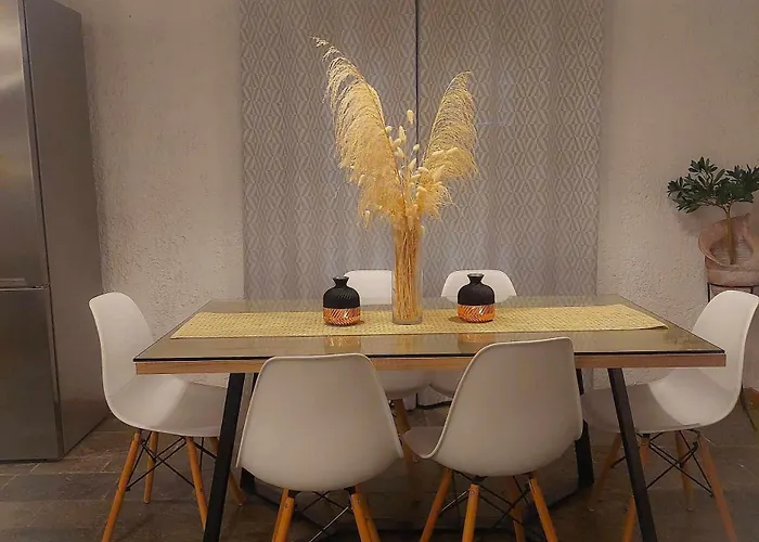 Contessina House זקינטוס טאון