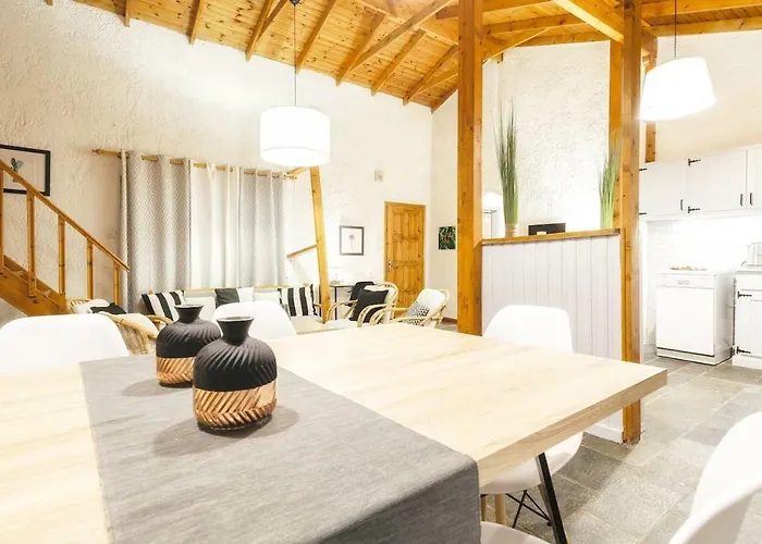 Contessina House זקינטוס טאון